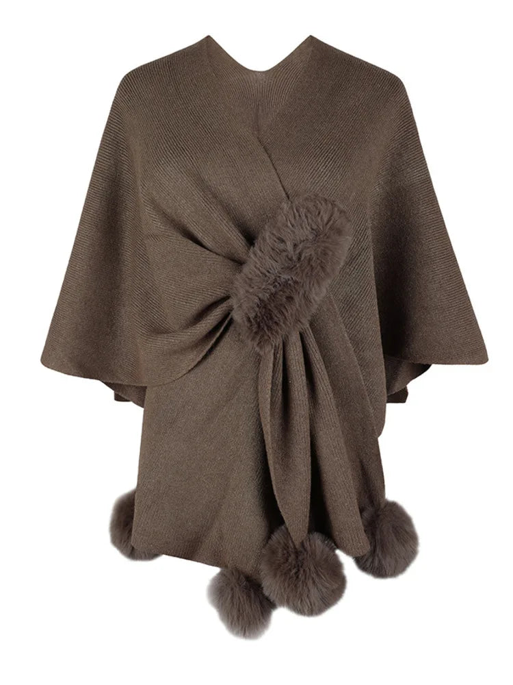 Poncho avec Pompon