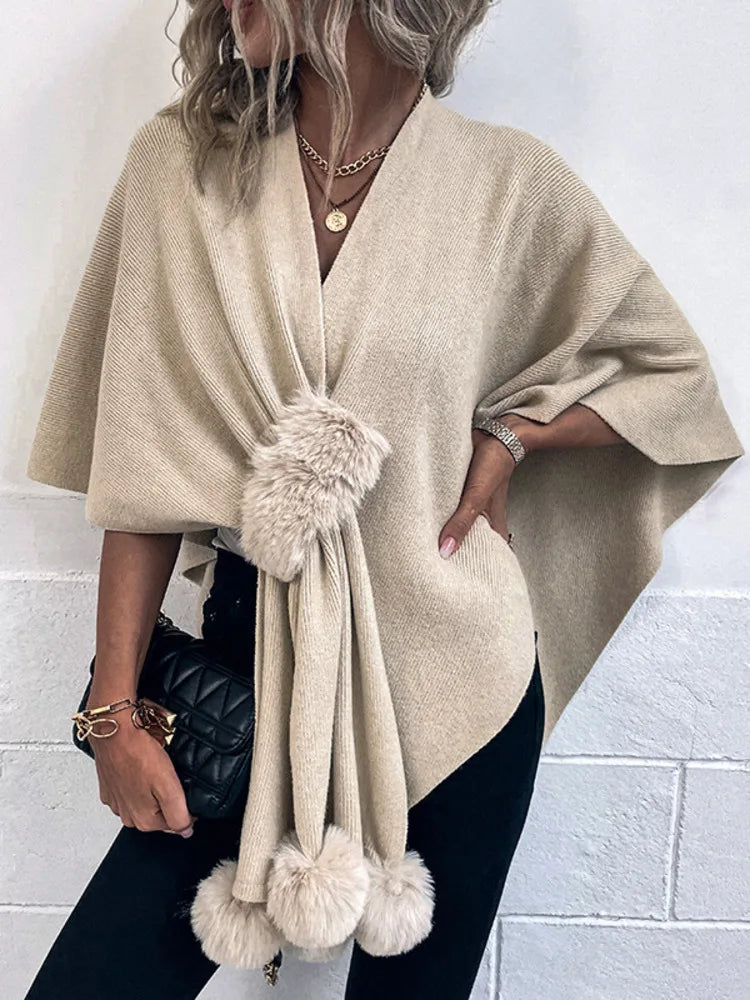 Poncho avec Pompon