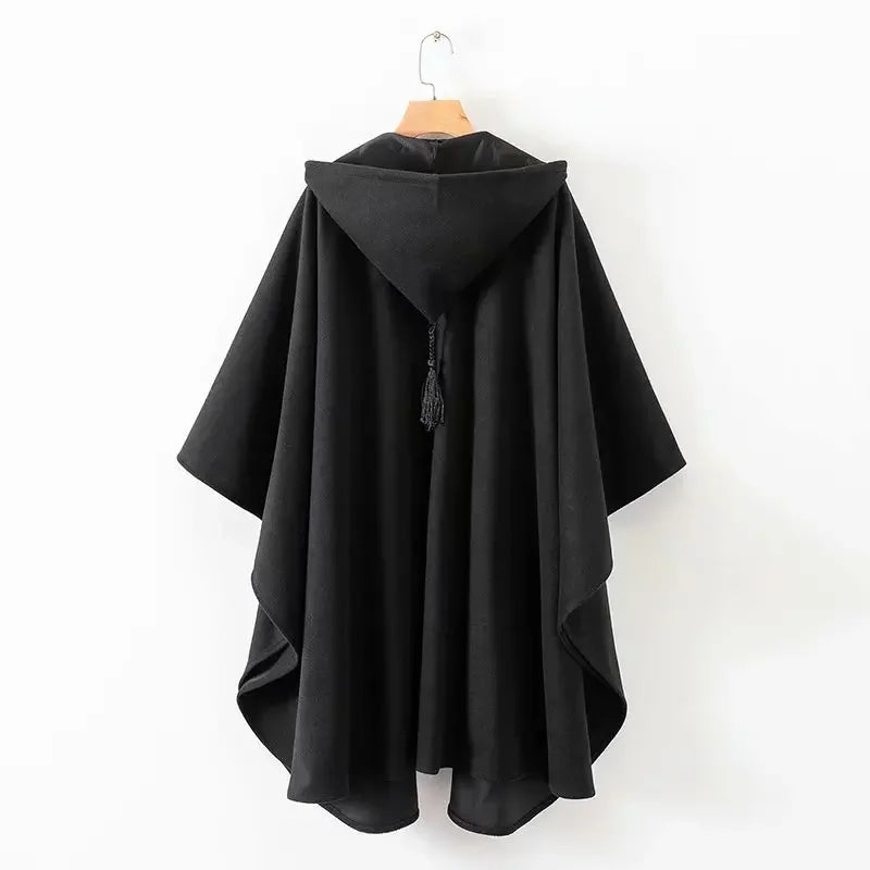 Poncho Gothique Capuche